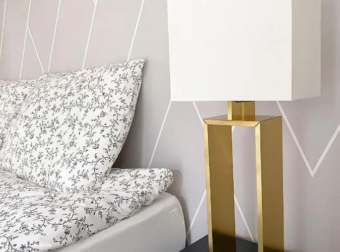 Cool\'S Apartment