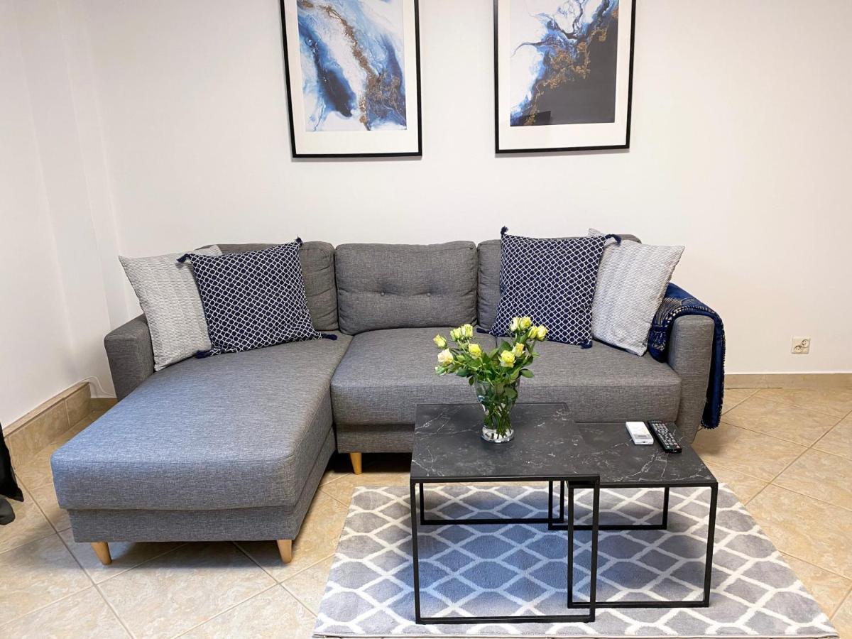 Cool'S Apartment *